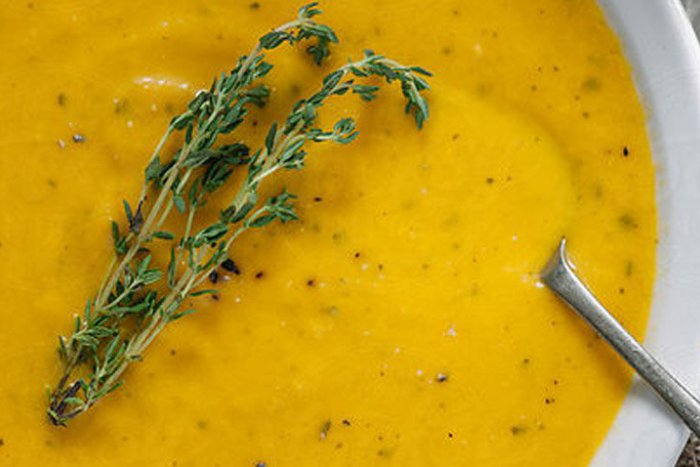 Ilustračný obrázok k článku Redakcia radí: Jednoduchá a chutná polievka plná vitamínov