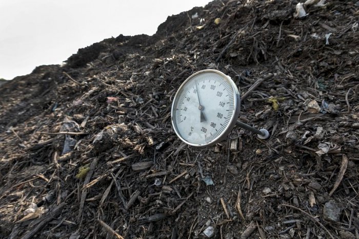 Ilustračný obrázok k článku Mesto Lučenec začína s jarným upratovaním. Akého odpadu sa (ne)môžete zbaviť?